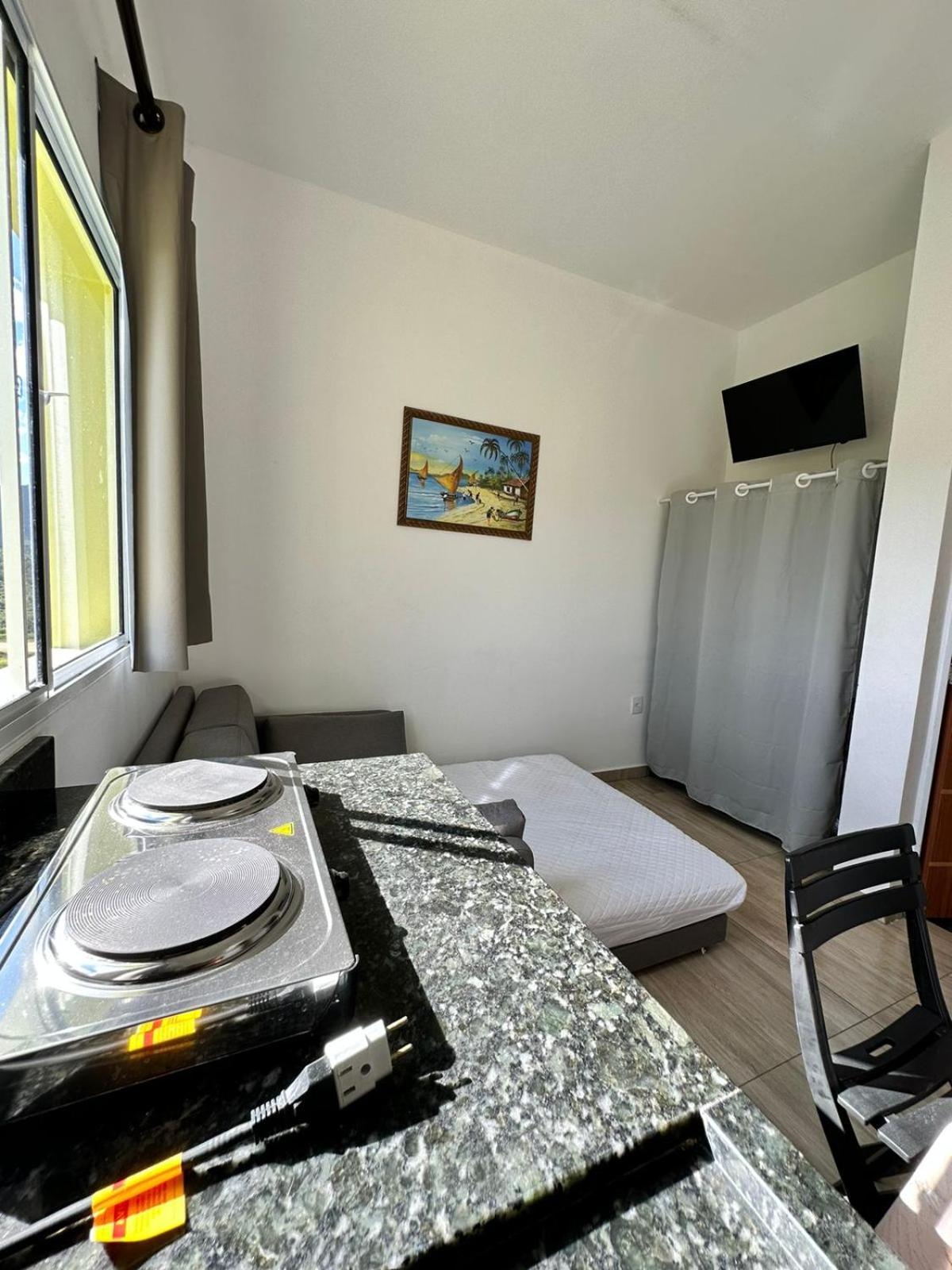 N02 Kitnet Em Apartment *